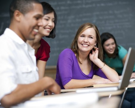 Adult_Students560x373